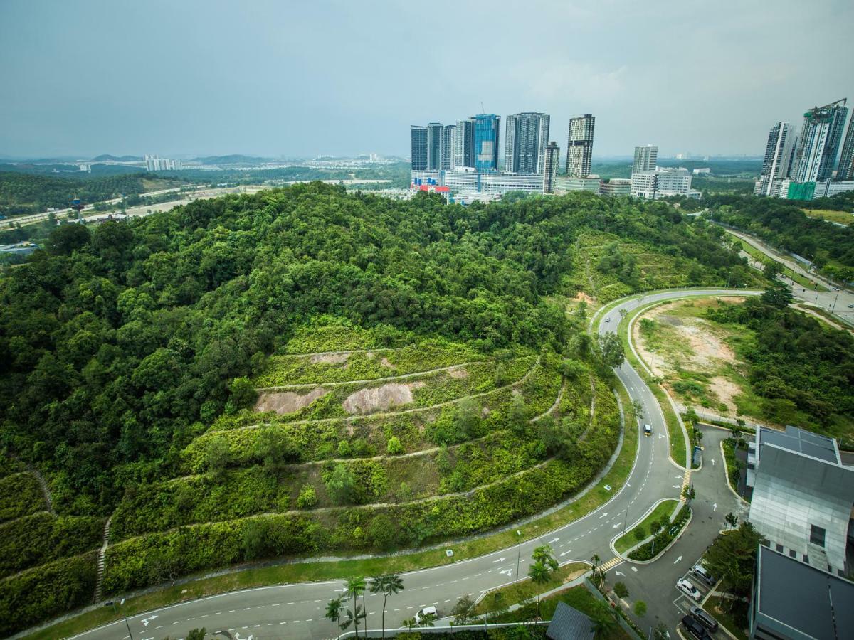 Iskandar Puteri Medini Famous Theme Park Nusajaya  Exterior foto